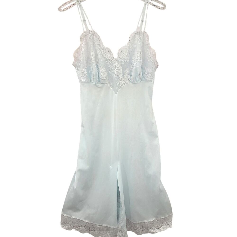 Vintage Powder Blue Satin Pleated‎ Slip Dress Munsingwear Lace Trim Romance